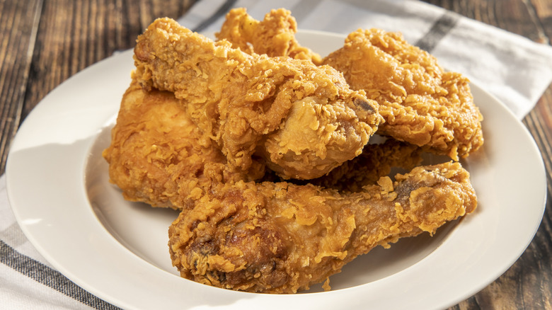 Fried chicken wings on a plate