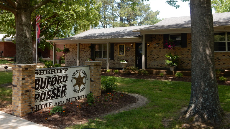 Outside the Sheriff Buford Pusser Home and Museum in Adamsville, Tennessee
