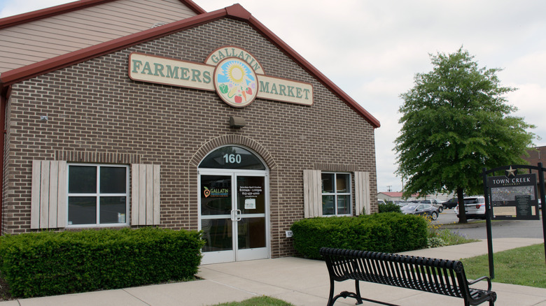 farmers market in Gallatin, Tennessee