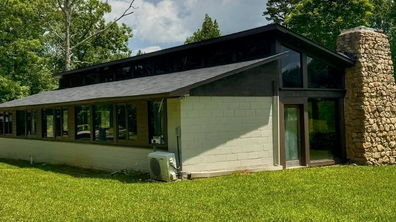 Original Highland Folk Center library sunny day green grass