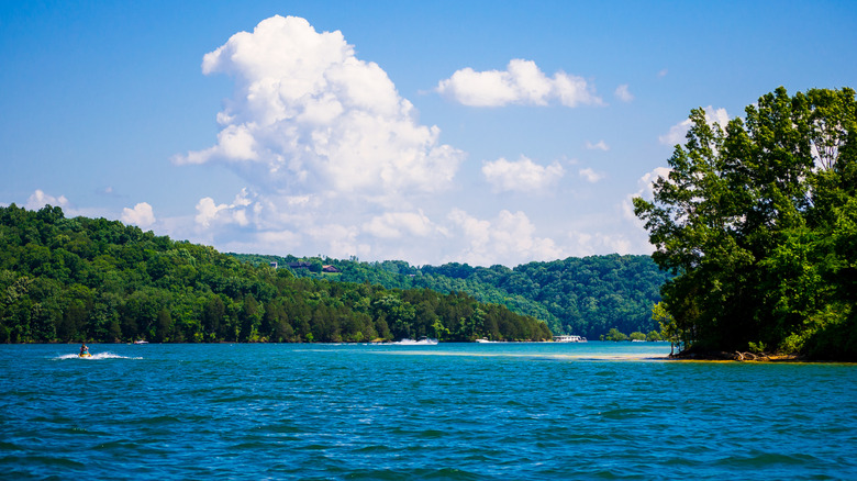 Dale Hollow Lake in Tennessee on sunny day