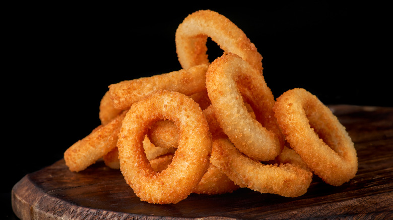 ready-to-eat golden onion rings