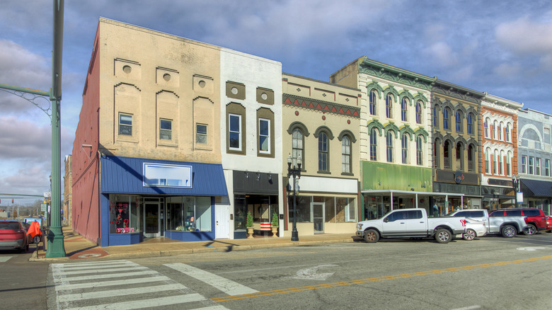 View of historic downtown Paris, Tennessee