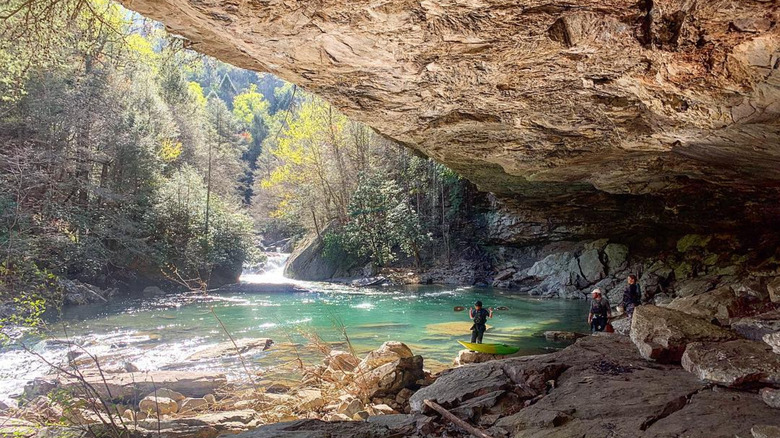 Paddlers in North Chickamauga creek gorge