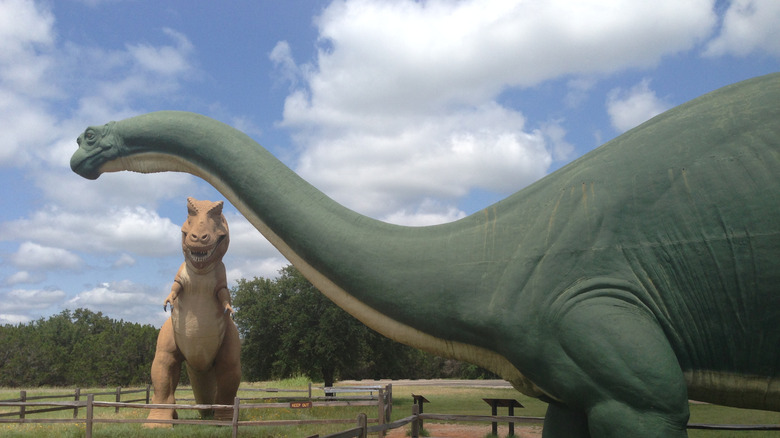 The dinosaur replicas at Dinosaur Valley State Park