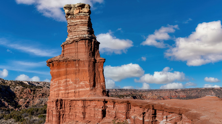 A large hoodoo in Palo Duro desert park