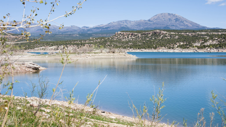Lake Sweetwater and countryside on clear day
