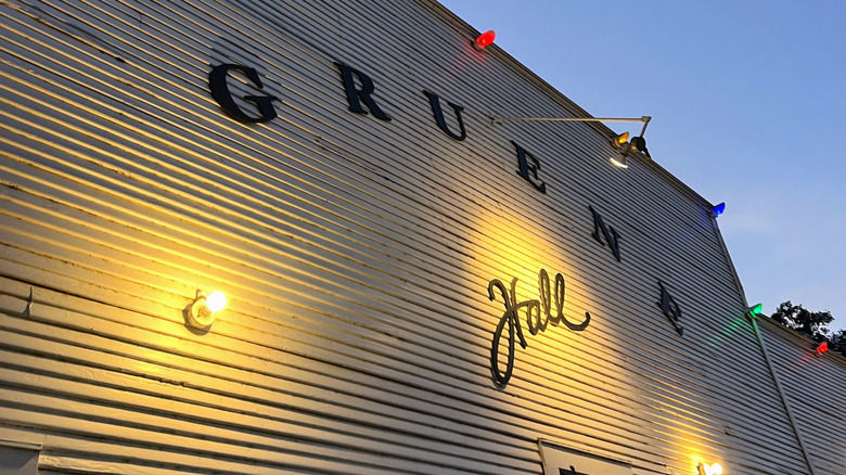Gruene Hall exterior