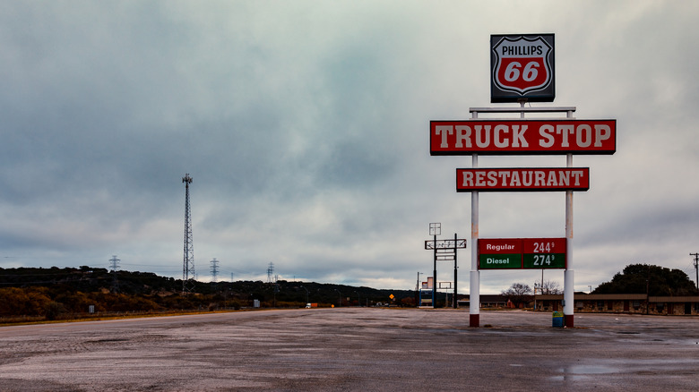 Old truck stop in Segovia, Texas