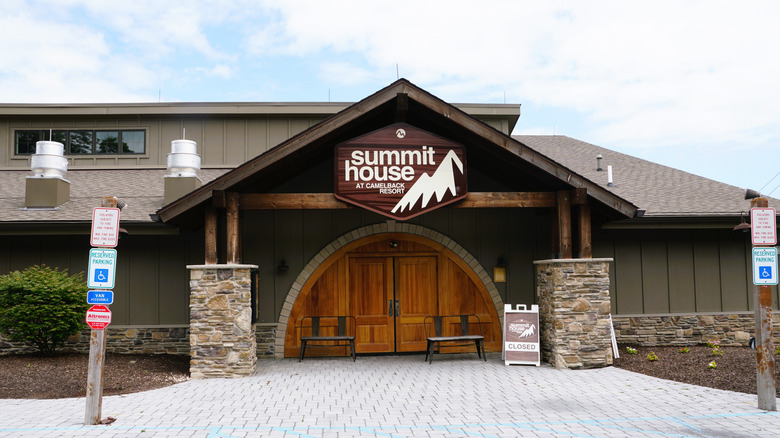 Camelback's Summit House Restaurant in Pennsylvania