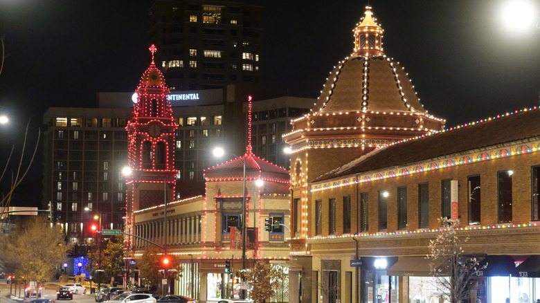 Country Club Plaza Christmas Lights in Kansas City