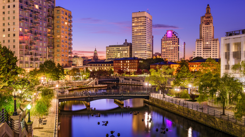 Providence, Rhode Island, USA park and skyline
