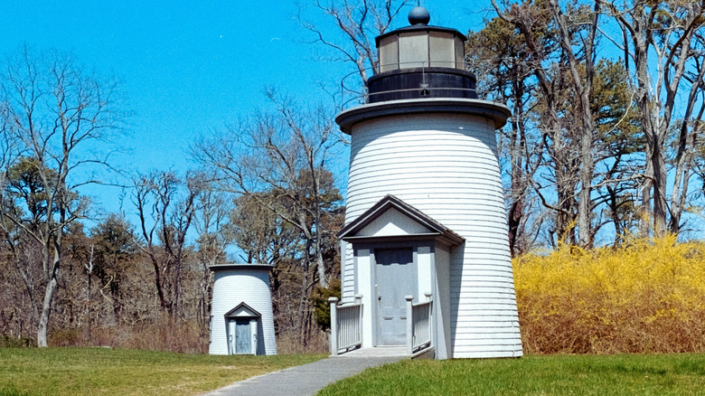 Three Sisters Lighthouse