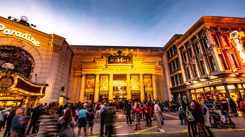 Revenge of the mummy exterior at dusk in Universal studios orlando