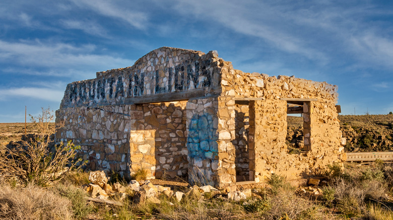 Old zoo building for mountain lions in the ghost town of Two Guns, Arizona