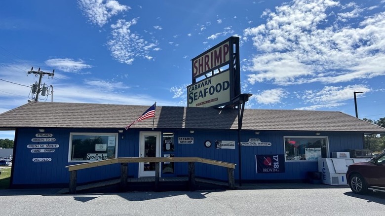 The exterior of Carawan Seafood Co. in the Outer Banks of North Carolina