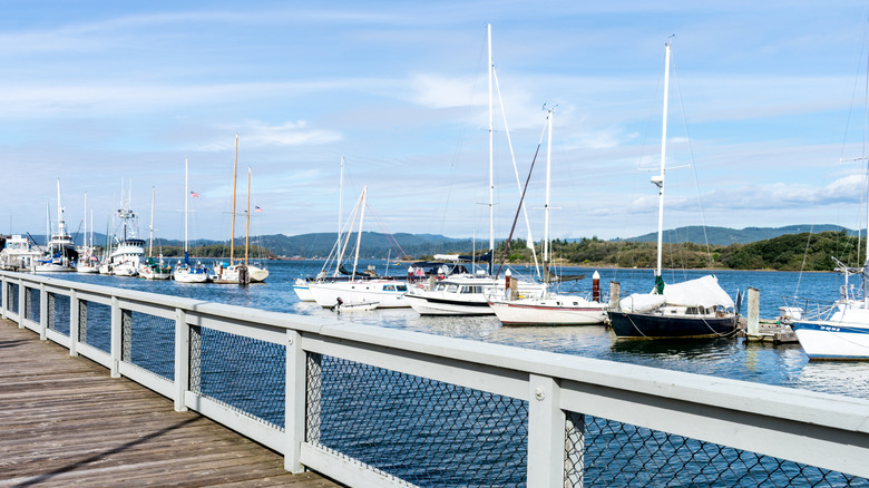 Boats in the harbor of Coos Bay in Oregon