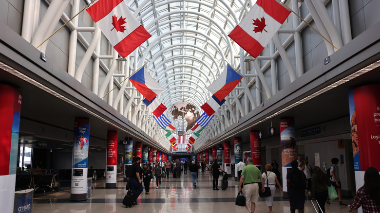 Terminal ceiling at O'Hare