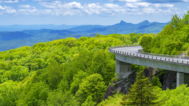 Linn Cove Viaduct along Blue Ridge Parkway, North Carolina