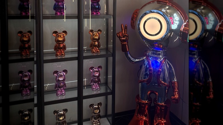 Inside the lobby of Golden Apple Buffet