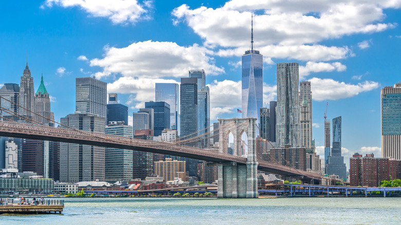 New York City skyline with the Brooklyn Bridge