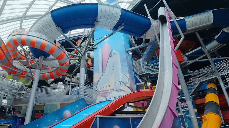 The Magic Eye water slide coiling among other slides at Therme Erding