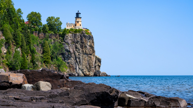 Split Rock Lighthouse along the shores of Lake Superior, north of Duluth, Minnesota