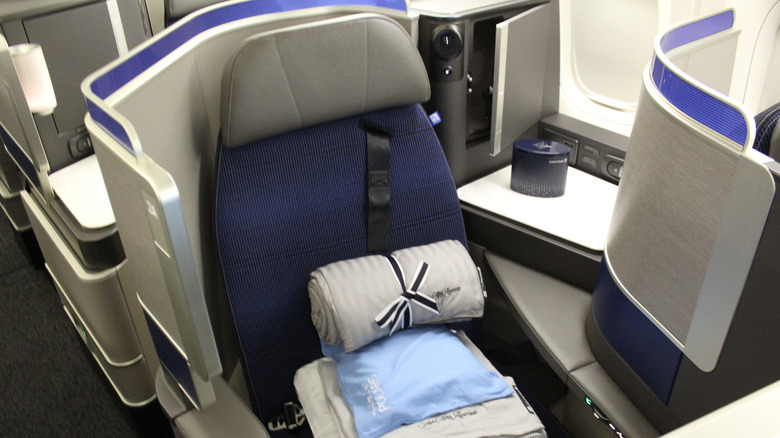 United Airlines Polaris Class seat