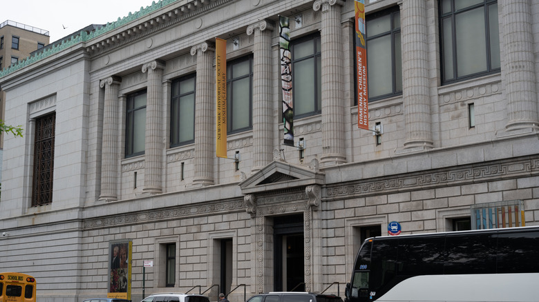 The New York Historical museum with gray columns and banners
