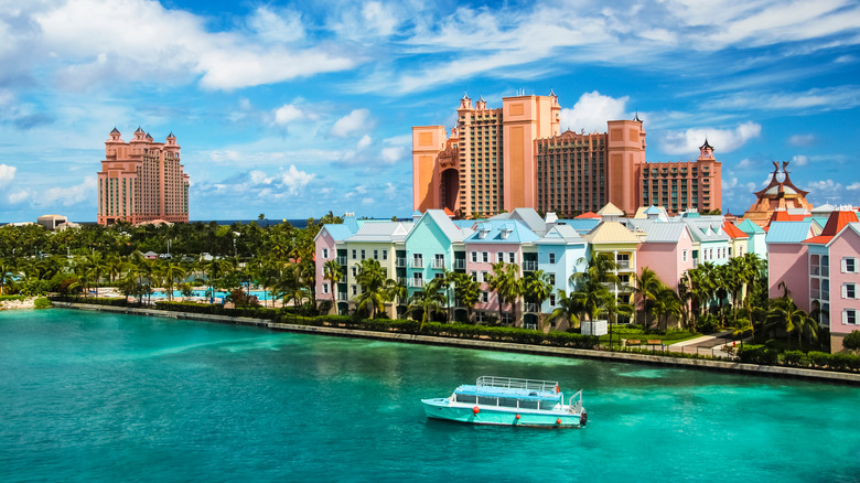 beachside resort bahamas 