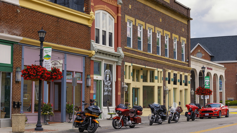 Motorcycles parked in downtown Tazewell street