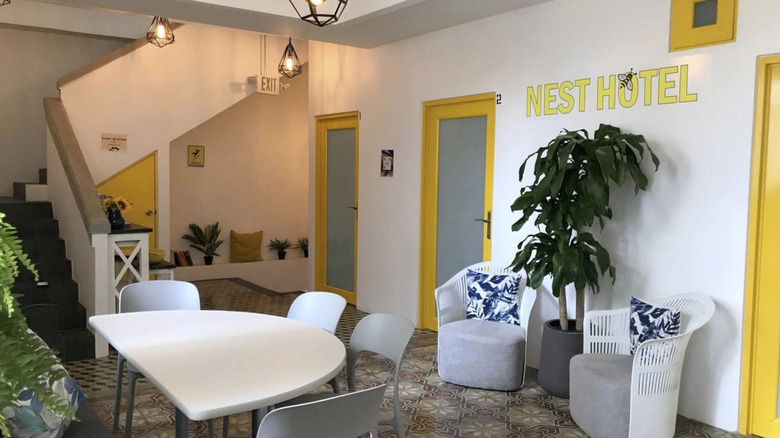 A communal area outside the rooms at Hotel Nest in San Juan.