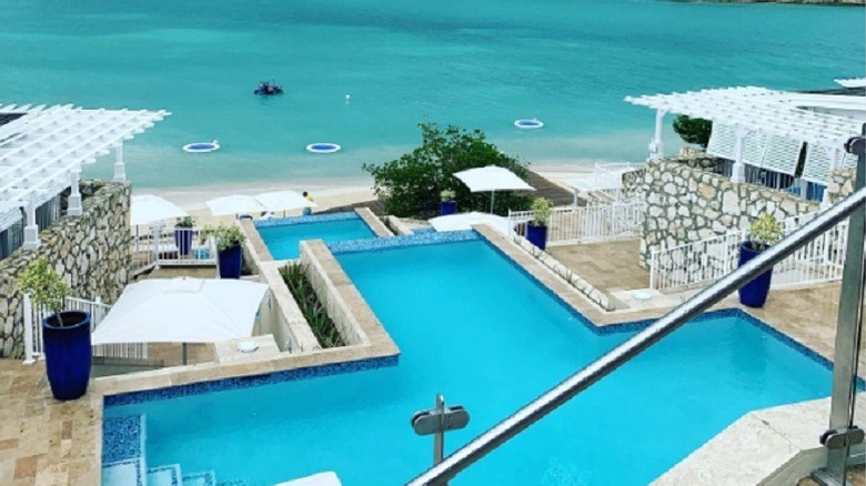 Pool and ocean view at Hammock Cove in Antigua