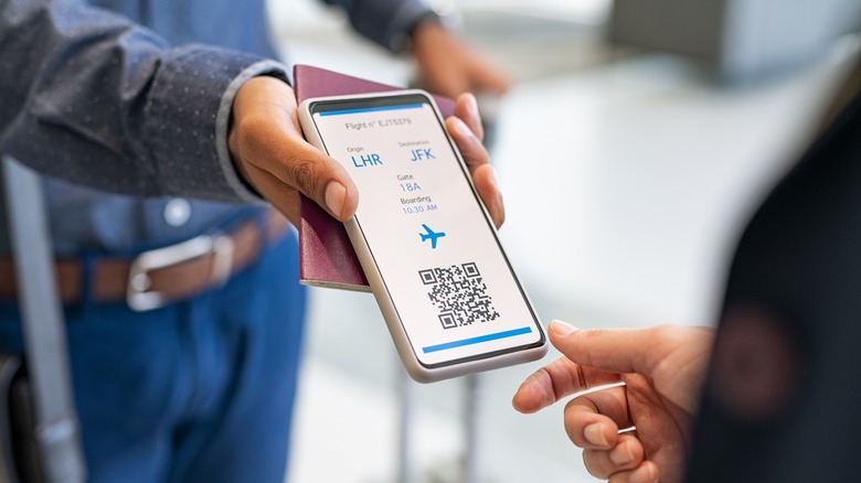 phone digital boarding pass