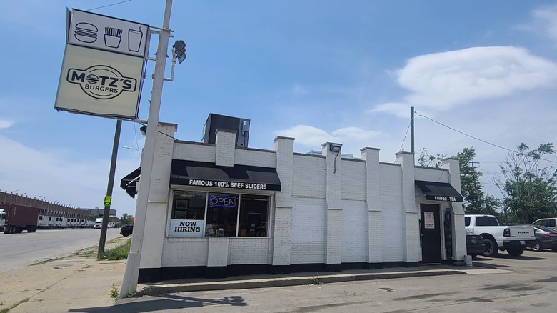 Exterior of Motz's Burgers