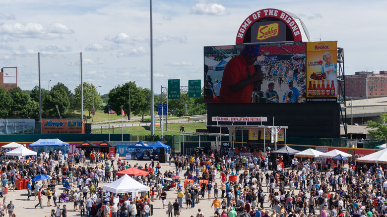 Crowds at the National Buffalo Chicken Wing Festival