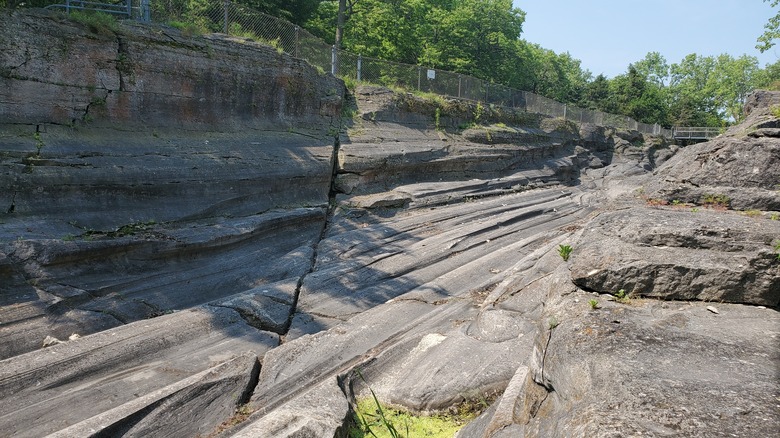 Kelleys Island's glacial grooves