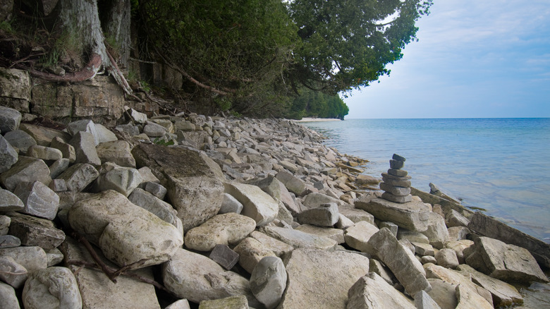 Rock Island State Park coastline