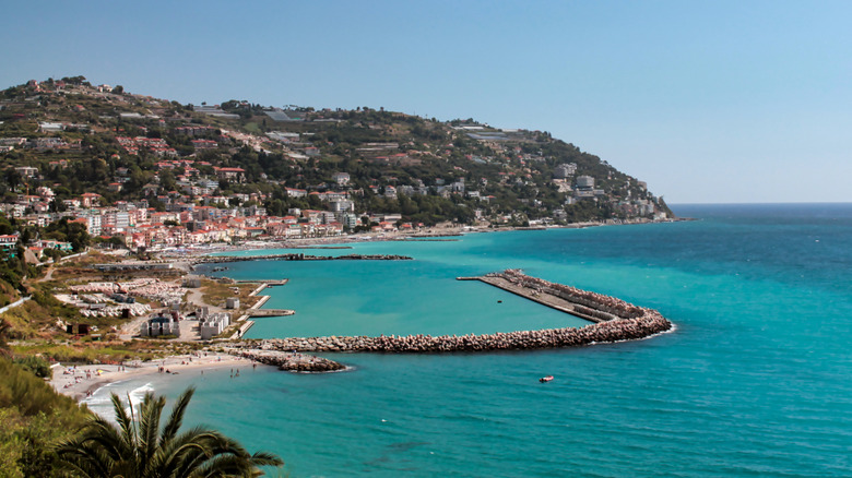 Scenic view of Ospedaletti's beaches