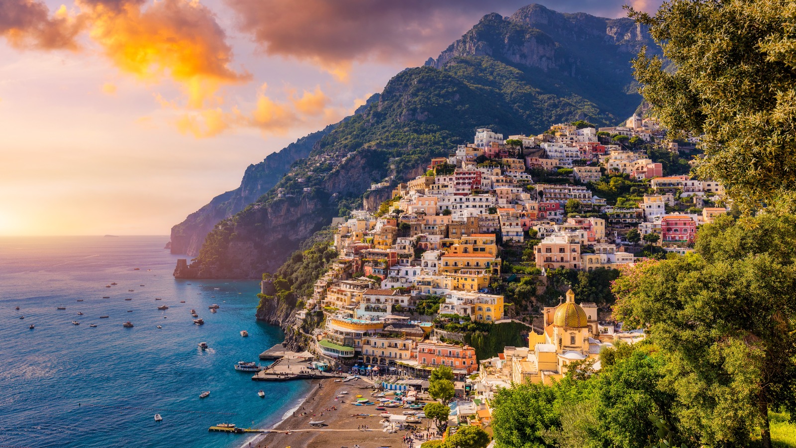 The Best Lodging Tip For Getting The Most Out Of Italy's Amalfi Coast