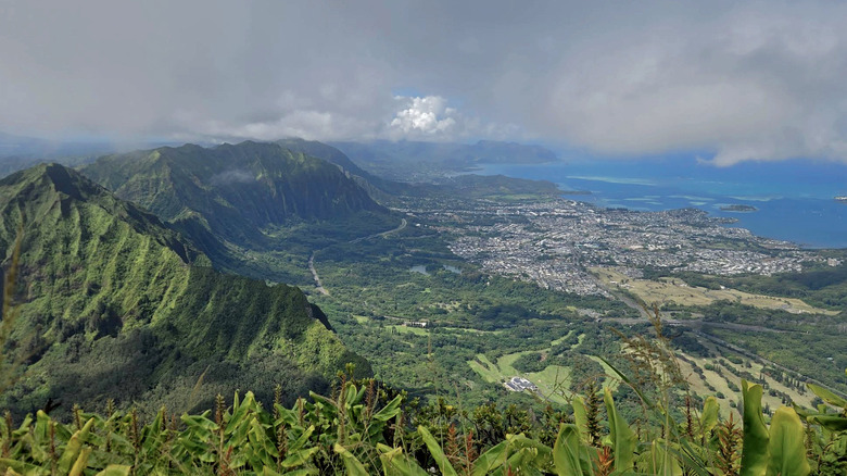 The view of Kailua from the K1 peak in Hawaii