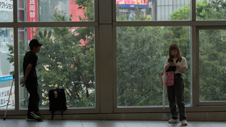 The inside of uncrowded Shibuya Mark City Walkway