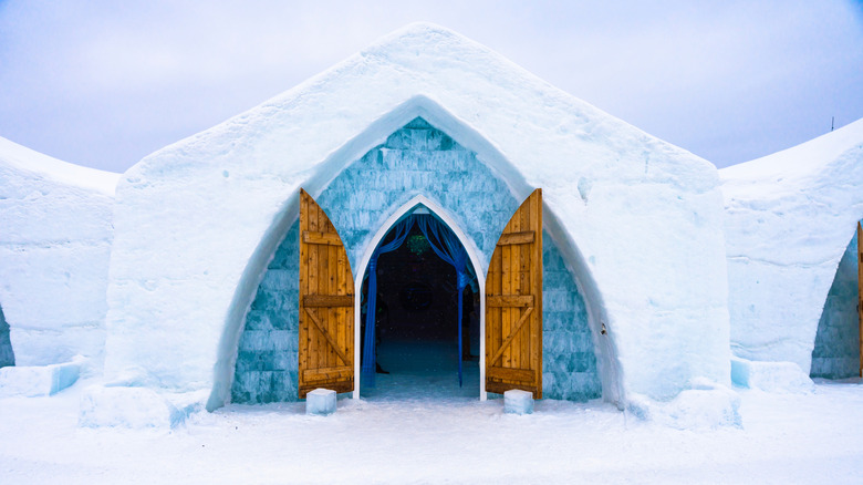 Ice hotel chapel in Quebec City