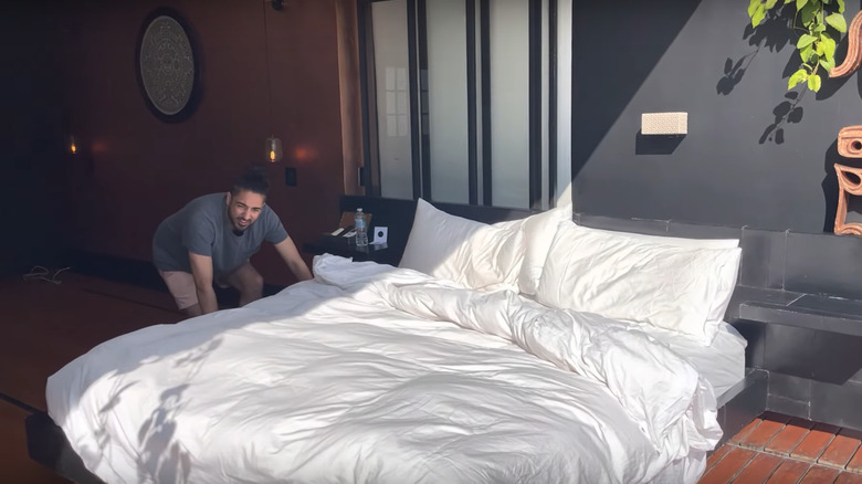 Rolling bed at La Valise