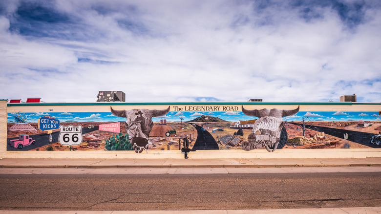 Legendary Road mural in Tucumcari