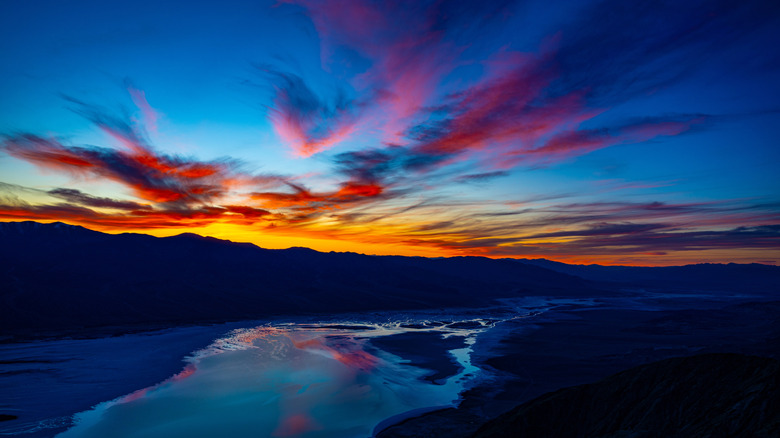 A fiery sunset at Dante's View in Death Valley National Park