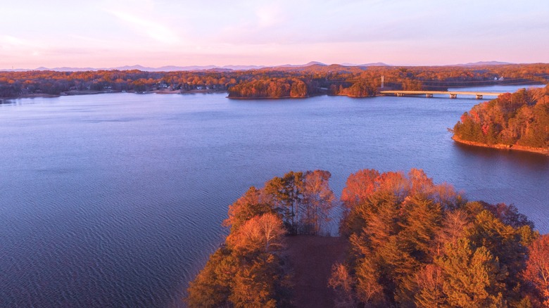 Lake Lanier's fall colors