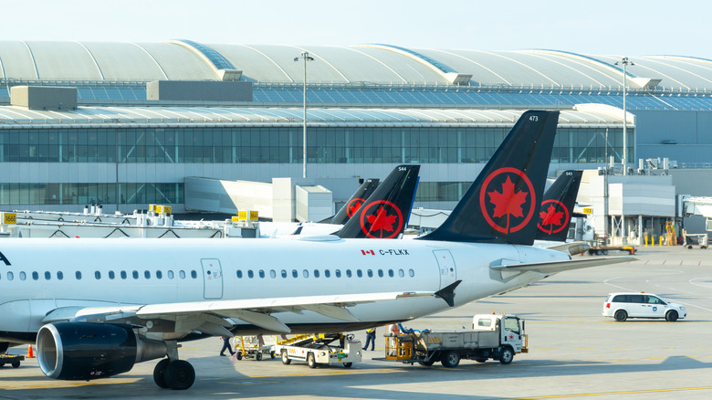 air canada planes