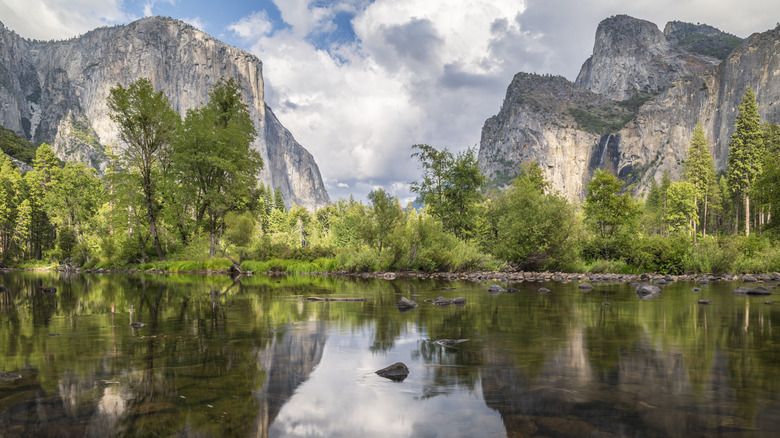 Gorgeous view in Yosemite National Park in Calfiornia
