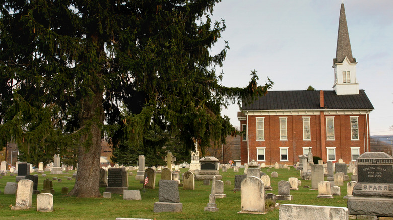 A church and cemetery in Boalsburg, Pennsylvania
